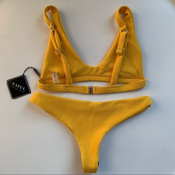 *SOLD*  NWT Zaful Yellow bikini set - Picture 4 of 6